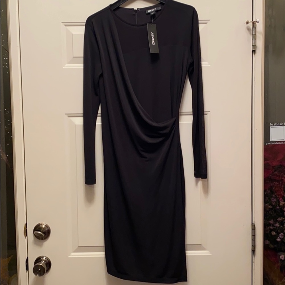 DKNY NWT Black Ruched L/S Dress